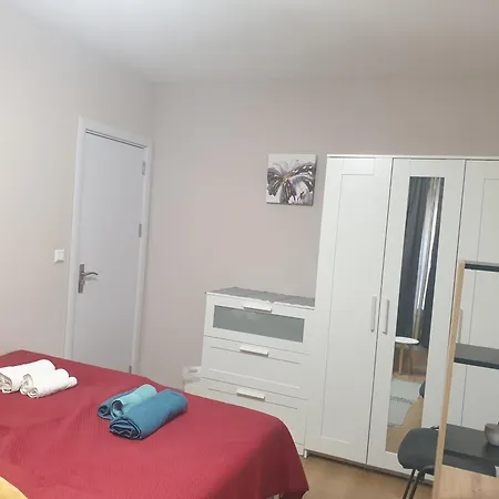 New The Twins Two-bedroom, 3 At 15 Tsani Ginchev Street, Floor 2 Apartment Varna