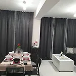 Апартаменти New The Twins Two-bedroom, 3 At 15 Tsani Ginchev Street, Floor 2