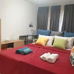 New The Twins Two-bedroom, 3 At 15 Tsani Ginchev Street, Floor 2 Апартаменти *
