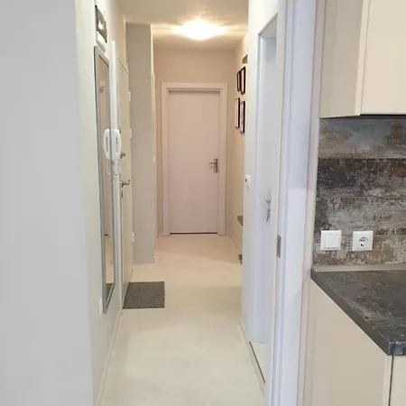 New The Twins Two-bedroom, 3 At 15 Tsani Ginchev Street, Floor 2 * Várna