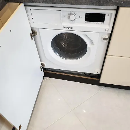 New The Twins Two-bedroom, 3 At 15 Tsani Ginchev Street, Floor 2 * Várna
