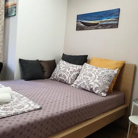 Apartament New The Twins Two-bedroom, 3 At 15 Tsani Ginchev Street, Floor 2