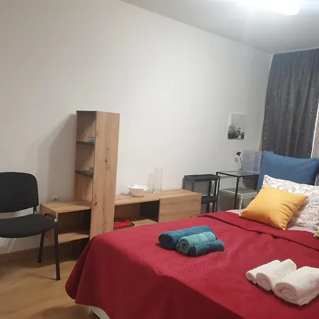 New The Twins Two-bedroom, 3 At 15 Tsani Ginchev Street, Floor 2 Апартаменти *