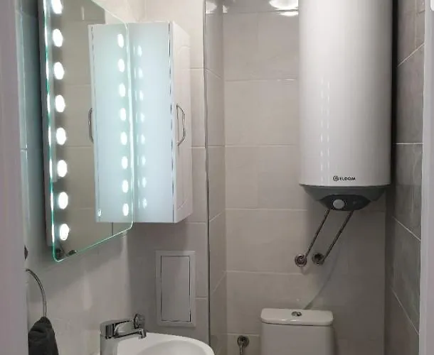 Apartment New The Twins Two-bedroom, 3 At 15 Tsani Ginchev Street, Floor 2 *