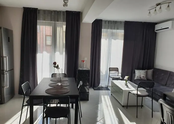 Apartment New The Twins Two-bedroom, 3 At 15 Tsani Ginchev Street, Floor 2 *