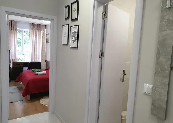 New The Twins Two-bedroom, 3 At 15 Tsani Ginchev Street, Floor 2 Apartment *